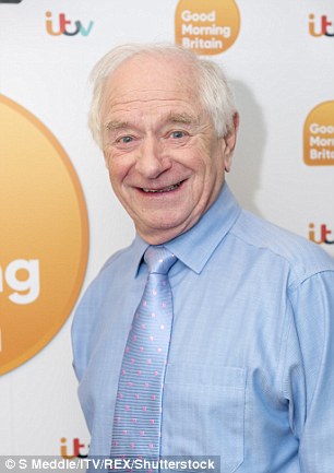 How tall is Johnny Ball?